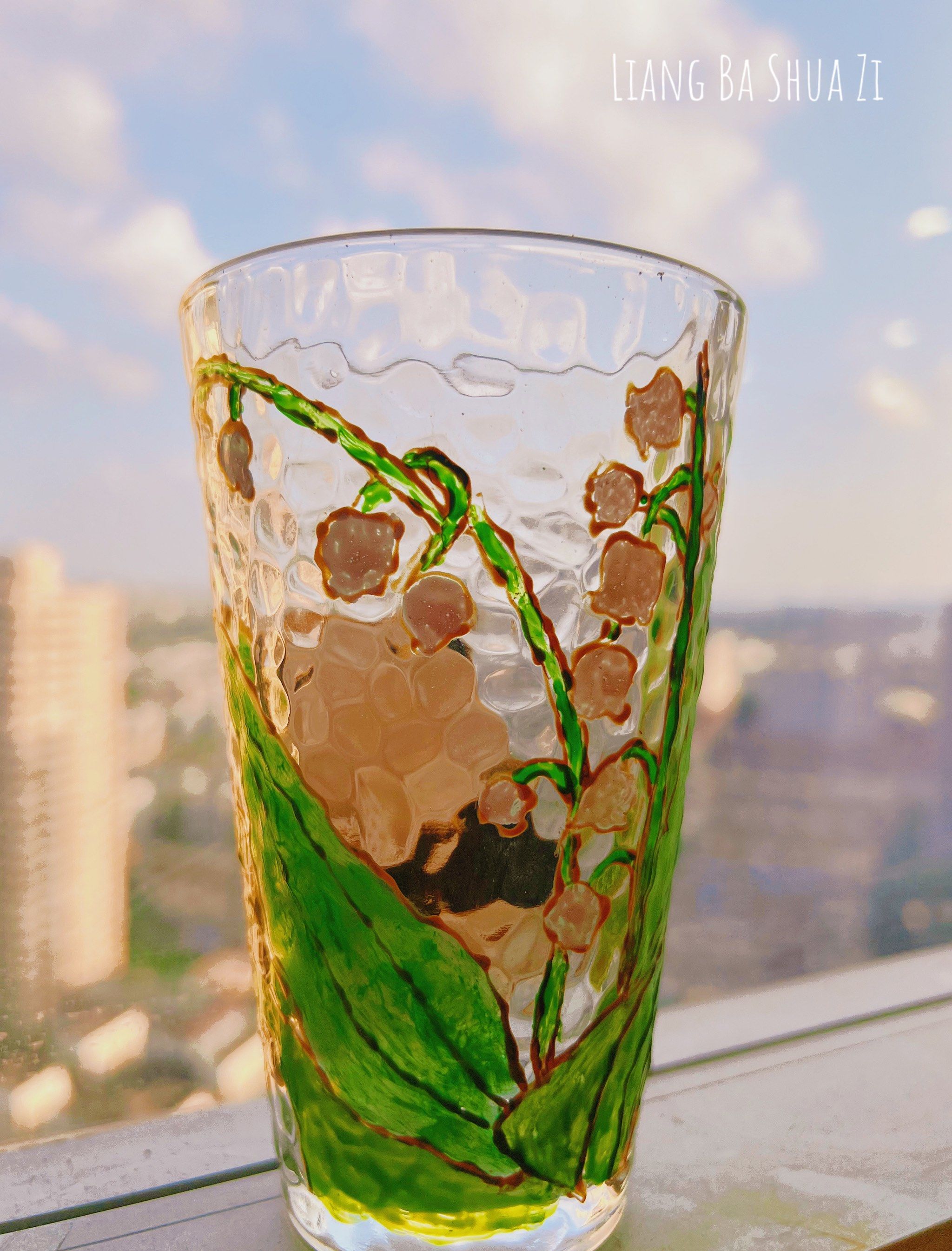 南京手作|手绘玻璃杯~对着美丽窗外景色绘画[加油]