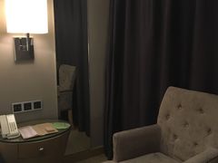 -上海中航虹桥机场泊悦酒店