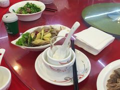 -启东海鲜人家(古美路店)