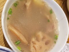 洪湖蓮藕湯-文叔·湖北名小吃·小龙虾(华强北店)
