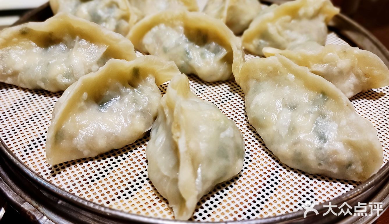 家门口一家地道的陕菜管，攒劲[调皮]