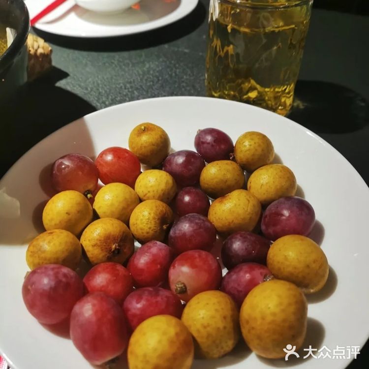 2️⃣刷茶人村🙌西溪店比四眼井店环境更好，更适合聚餐📸