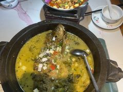 -小凤庭·地道湖北菜武昌鱼·藕汤(38年黄鹤楼店)
