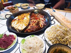 -瓜西西重庆火锅(花溪店)