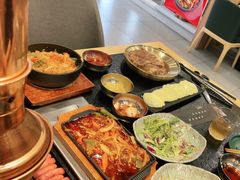 -臻牛烤肉