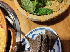 -洱火云南酸菜牛肉火锅(石景山当代商城店)