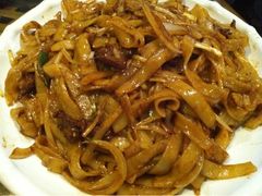 干炒牛河-老广酒楼(樱花店)
