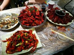 -巴厘龙虾·榜首油焖大虾(音乐学院·沿江酒馆店)
