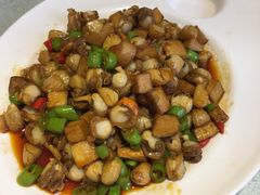 -赶海部落海鲜城(海阳路店)