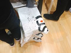 -上海南东电玩(上海置地广场周大福店)