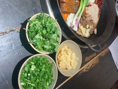 -四小区火锅·巷子里的重庆火锅(花照壁店)