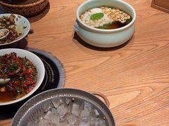 -吃饭皇帝大土家民族菜(正大广场店)