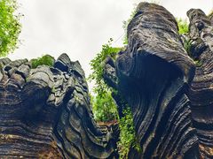 -梭布垭石林景区