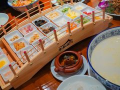 -香麒园·过桥米线·南湖雅宴