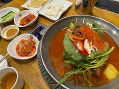 -喇喇排骨火锅·传统韩式脊骨汤(望京西园总店)