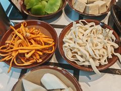 -贰回巷火锅馆(钟楼店)