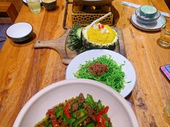 -老滇山寨•云南特色菜•地方菜•民族风情歌舞表演(金碧店)