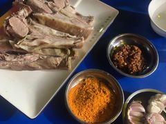 手抓羊肉-青海名吃尕张娃非遗烤肉(海湖总店)