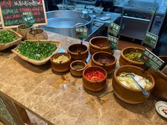 -云阿蛮云南生烫牛肉米线(奉贤路店)