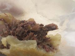 -闫家驴肉老店(华电一校店)