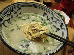 -牛三哥洛阳牛肉汤(生态城店)