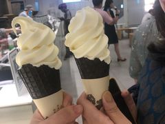 -喜茶(杭州滨江宝龙店)