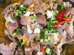 酸汤肥牛-外婆船宴餐厅·外婆喊你回家吃饭