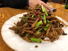 干煸茶树菇-海蓝肉串 (东塔安居店)
