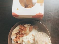 -白玉兰食品(汇联商厦店)