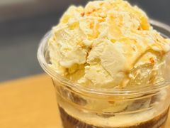 -星巴克(上海虹桥新天地二店)