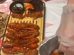 -肥肥虾庄·金牌油焖大虾(汉口城市广场店)