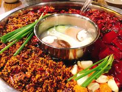 -周幺妹重庆老火锅(银泰城总店)