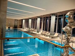 -成都华尔道夫酒店游泳池