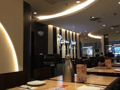大堂-必胜客(WOW中心城店)