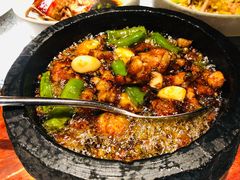 石锅杭椒牛蛙-桂满陇-西湖船宴(西单大悦城店)