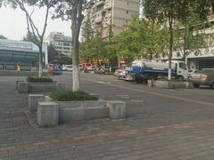 -大龙山(地铁站)