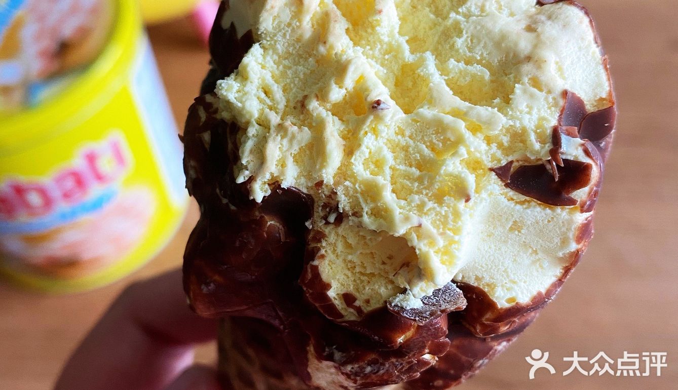 好吃的爆筒冰激凌