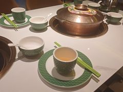 -润园四季椰子鸡火锅(卓越INTOWN店)