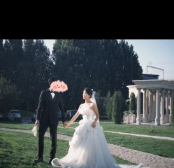 -城市花园婚纱摄影