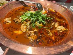 -龙巢盱眙龙虾·牛蛙·烧烤宵夜(八卦岭店)