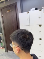 -藤野造型烫发染发