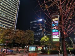 -宝龙城(杭州滨江店)