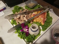 -尚尚仙·酸汤猪手·猪肚鸡火锅(华联万柳购物中心店)