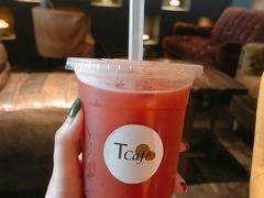 草莓乌龙-T館·花园艺术餐厅