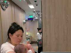 -海底捞火锅(高新万达广场店)