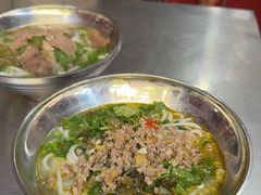 -花溪牛肉粉(八鸽岩店)