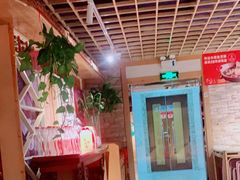 大堂-渝信川菜 · 川味家常菜(长安店)
