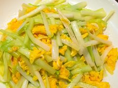 -阿峰饭店·本地土菜馆·农家土鸡煲·一品神仙鸡(报福店)