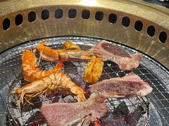 -山川小町·极番烧肉(新地假日广场店)