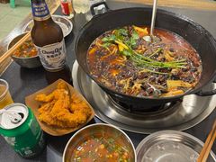 -鸿顺老铁锅美蛙鱼府(解放碑店)